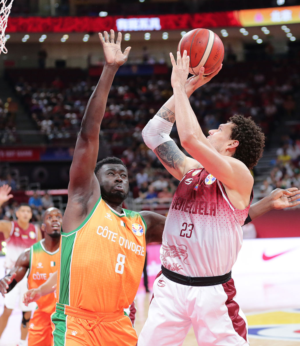 亚博体育app官网-阿斯顿维拉冲刺阶段篮板制胜；志在意甲名次提升；球迷炸锅；训练强度明显提升