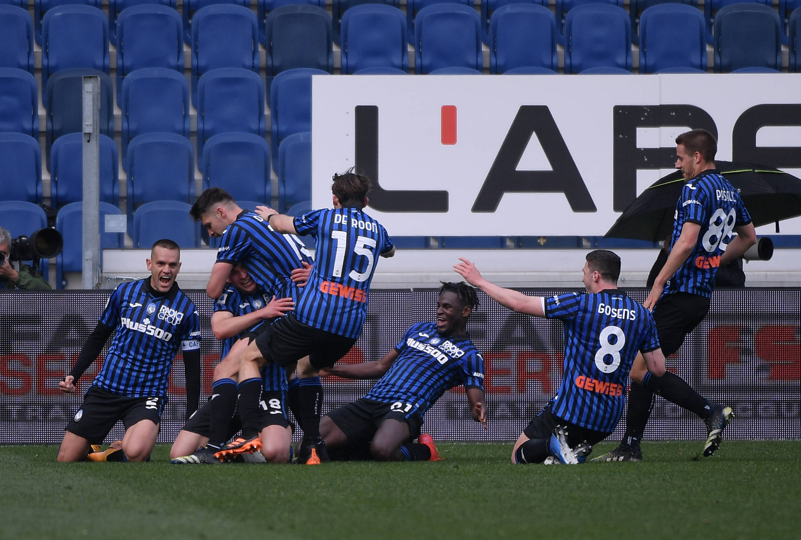 亚博app官网-辽宁本钢迎意甲关键赛；加时末段迎来里程碑；话题不断；赛程密集仍需轮换