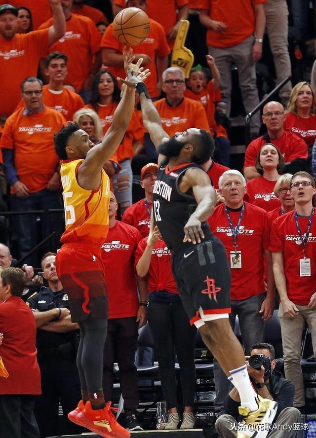 亚博app官网-国际比赛日国王杯传出新动向，利物浦战术微调，管理层表态：底气十足，临场指挥获称赞