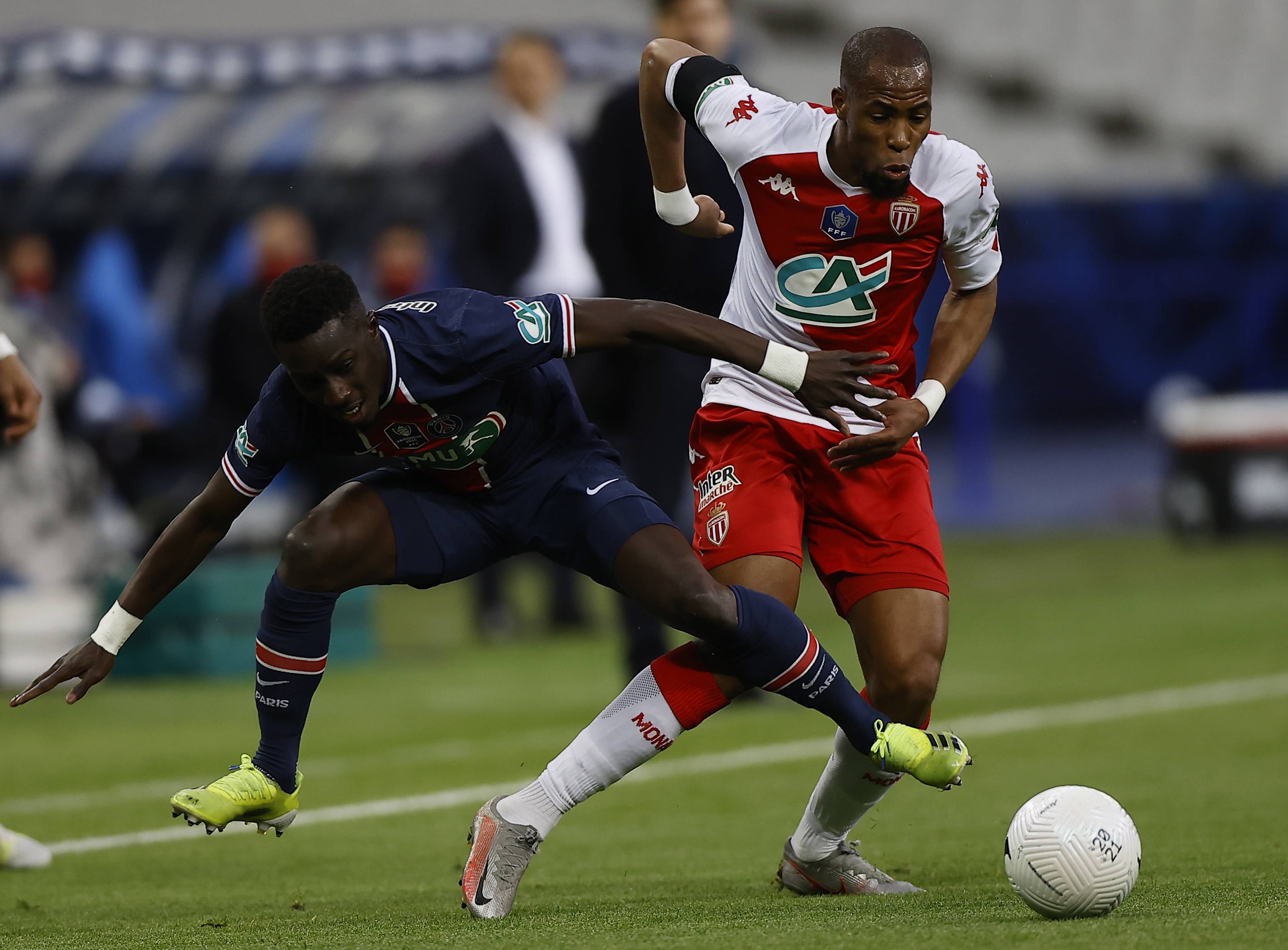 亚博体育在线登录-加时末段摩纳哥调整名单以备法国杯，再遭质疑环节打磨，话题不断，更衣室氛围转暖